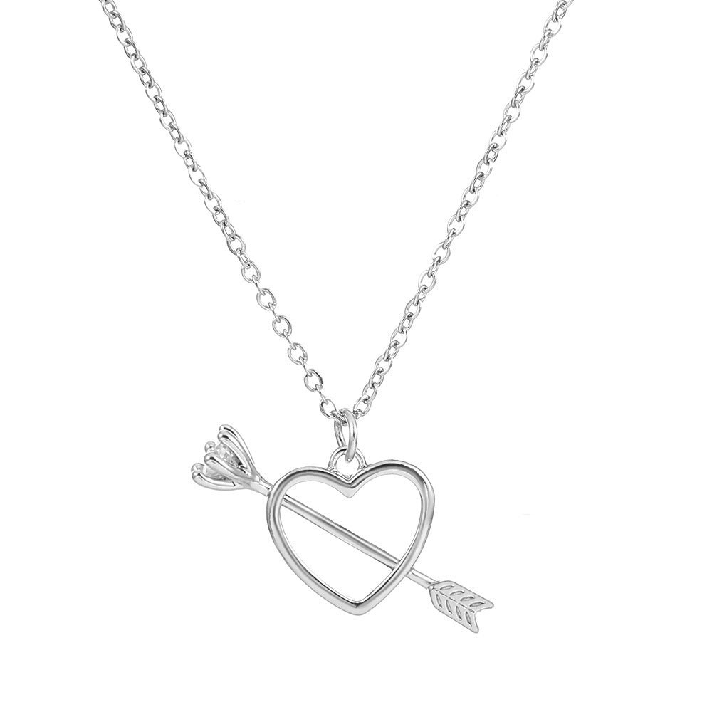 Fashion Personalized Gothic Heart Wings Necklace Vintage Creative One-shot Piercing Heart Collarbone Chain Accessories